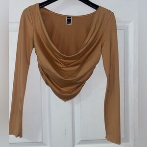 🔥NEW Ruched Cropped Blouse